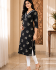 Women's black printed straight kurti